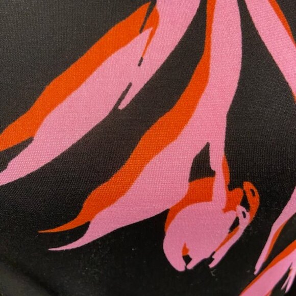 Moci by Purple Rain Black, Pink & Red Pattern Midi Dress & 3/4 Sleeve - M - Picture 4 of 9